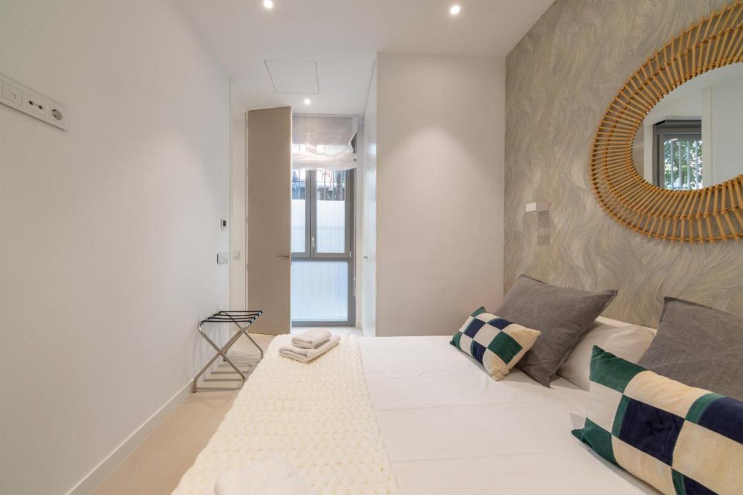 2 Bedrooms 2 Bathrooms Furnished - Delicias - Modern- Mintystay Мадрид Экстерьер фото