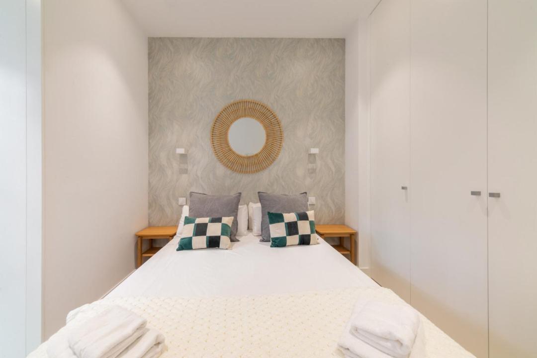 2 Bedrooms 2 Bathrooms Furnished - Delicias - Modern- Mintystay Мадрид Экстерьер фото